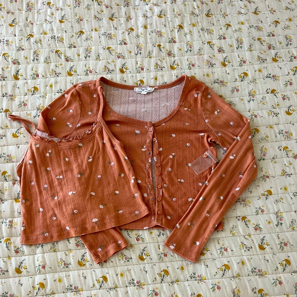 ✧･ﾟ: *✧･ﾟ:* Cute Floral Top Set ✧･ﾟ: *✧･ﾟ:*